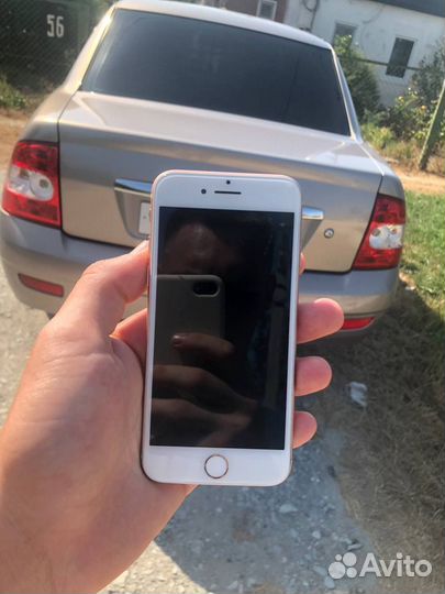 iPhone 8
