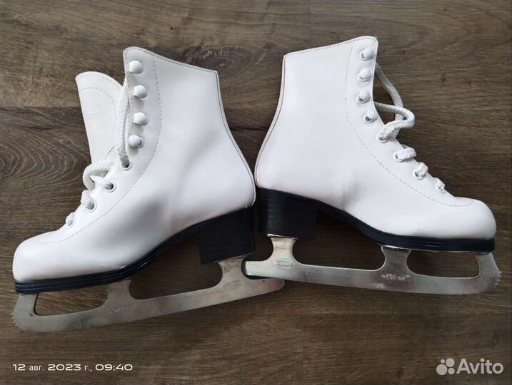 Коньки фигурные