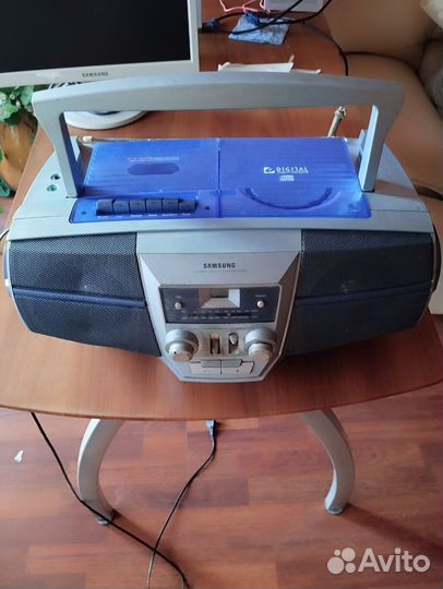 Магнитофон samsung