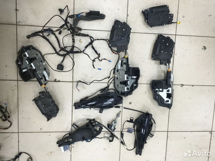 Доводчики дверей BMW X5 E70 X6 E71