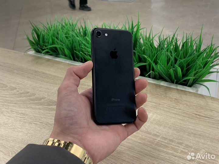 iPhone 7, 128 ГБ