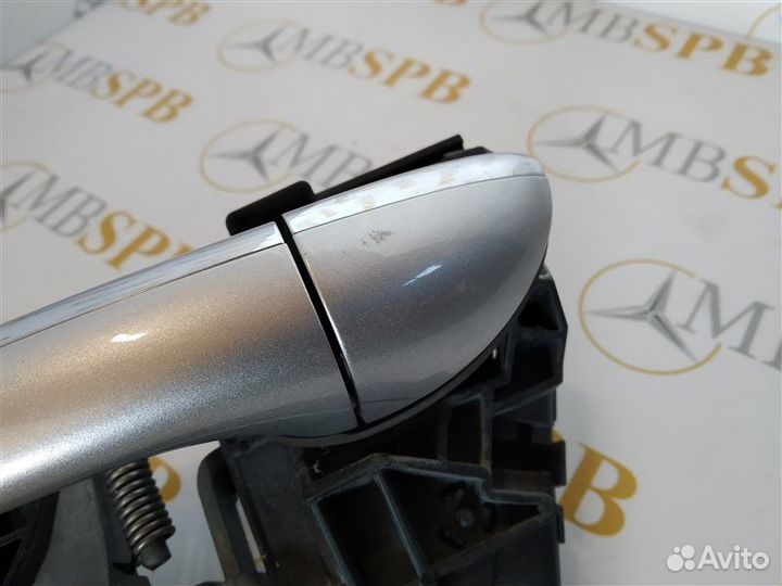 Ручка двери передняя левая Mercedes Gl-Class X164