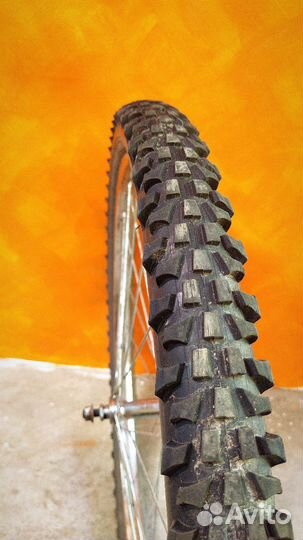 Колесо велосипедное переднее 26