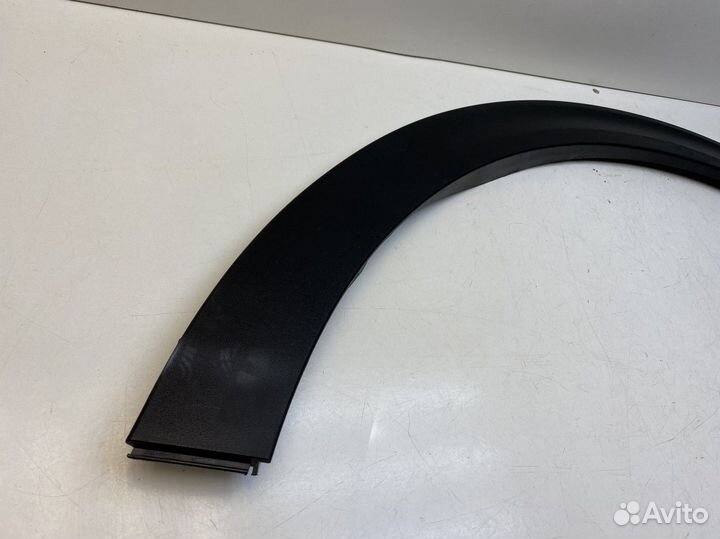 Накладка крыла переднего правого Kia Sportage 2016