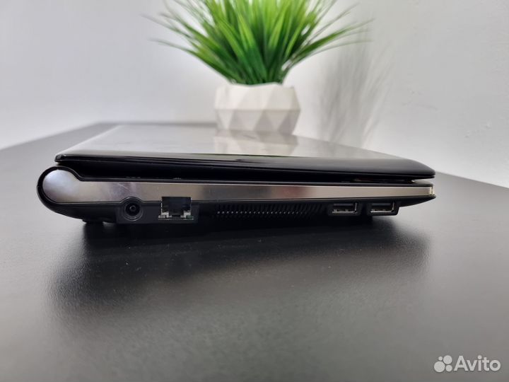 Нетбук Samsung NC10