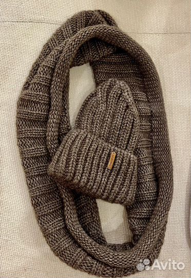 Шапка и снуд