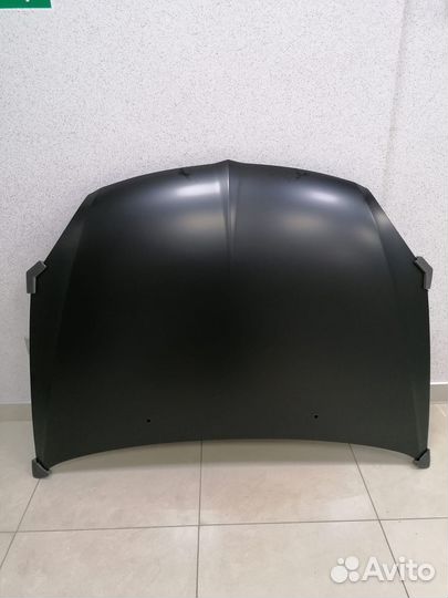 Капот на lancer 9