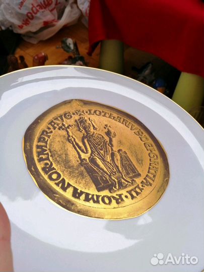 Тарелка фарфоровая немецкая с сусальным золотом2