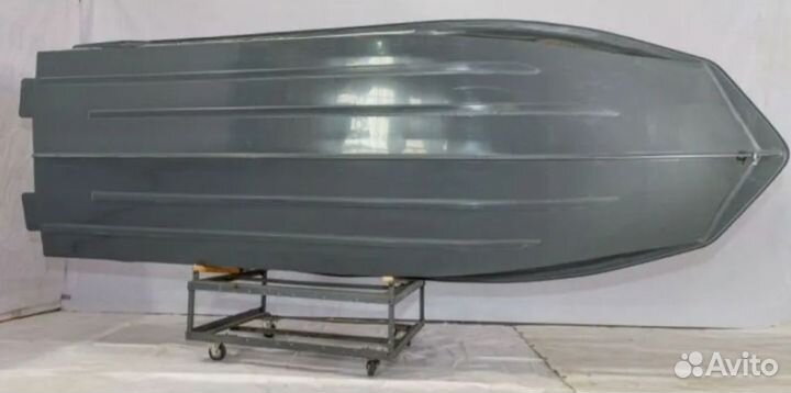 Лодка с мотором