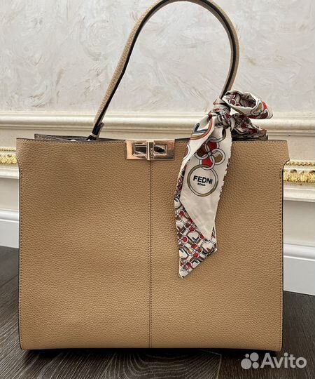 Женская сумка Fendi