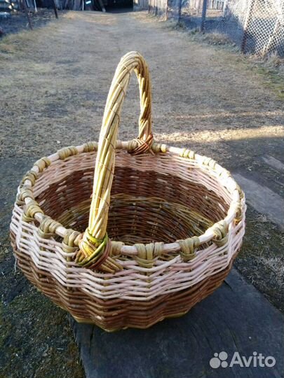 Корзины плетеные ручной работы в наличии