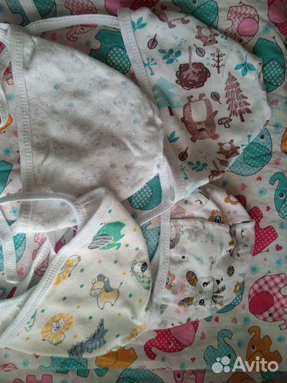 Чепчики для новорожденных