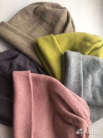 Шапка женская вязаная