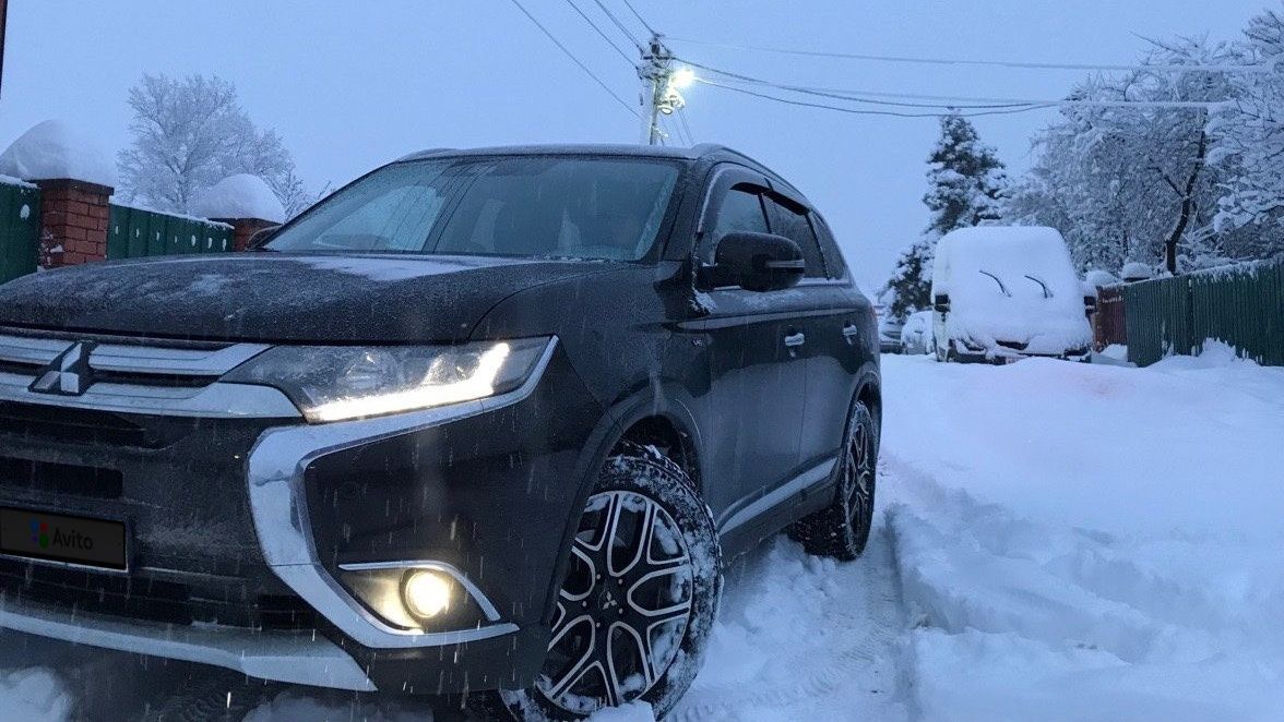 Mitsubishi Outlander: фото владельца