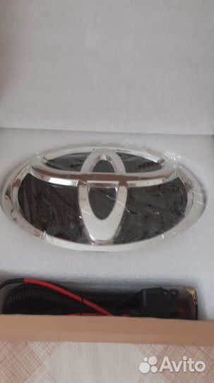 Эмблема toyota с подсветкой