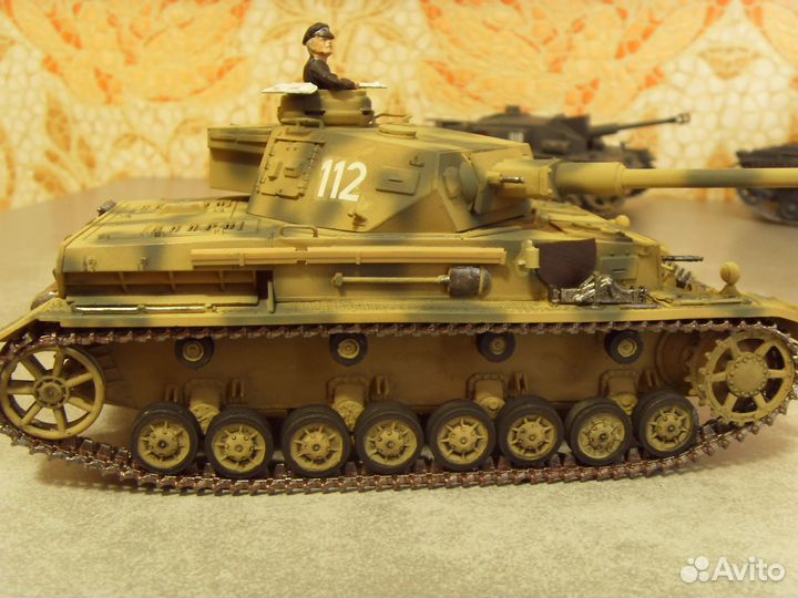 Модель 1 / 35