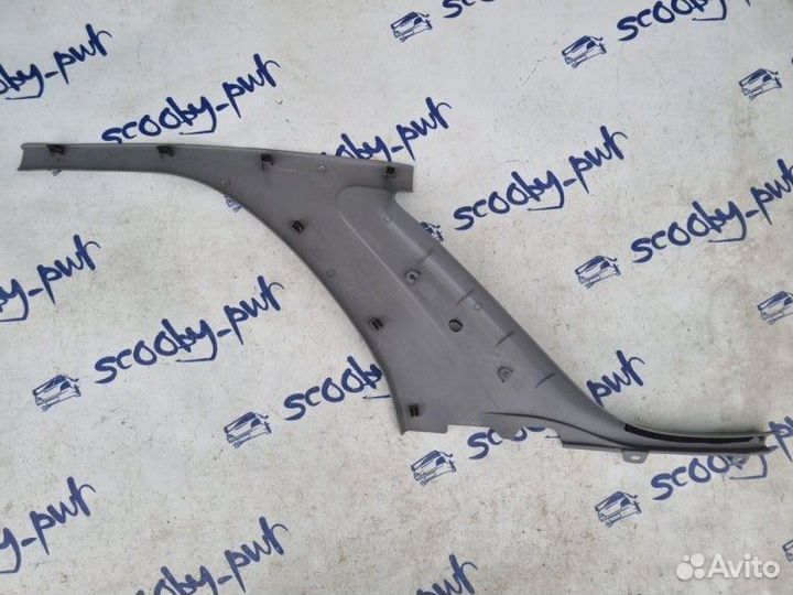 Накладка крыши задняя левая Subaru Impreza GF