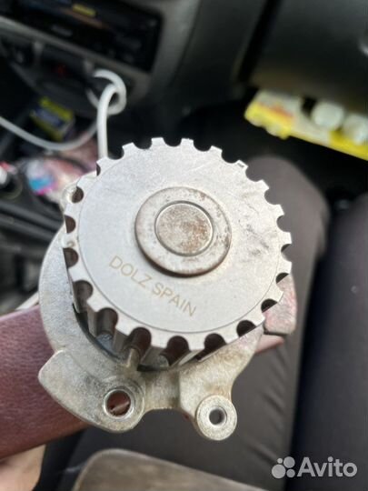 Насос водяной (помпа) 21126