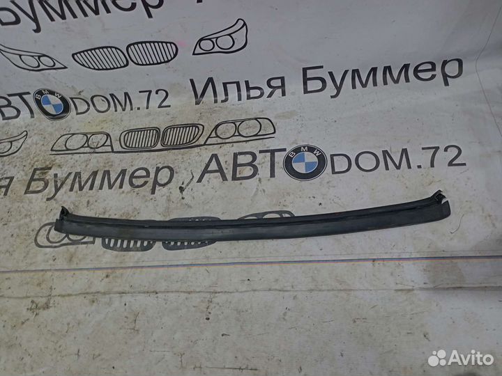 Уплотнитель капота передний BMW F10