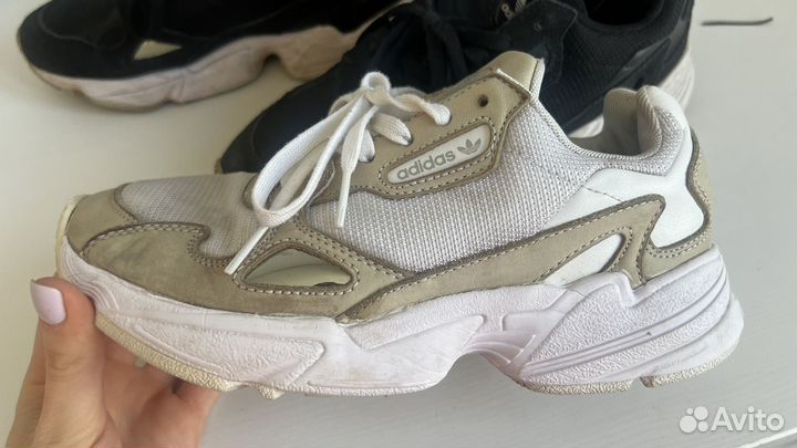 Кроссовки Adidas falcon белые