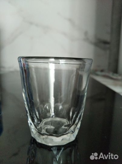 Стеклянные рюмки