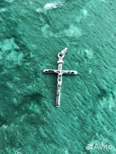 Крестик нательный старинный католический