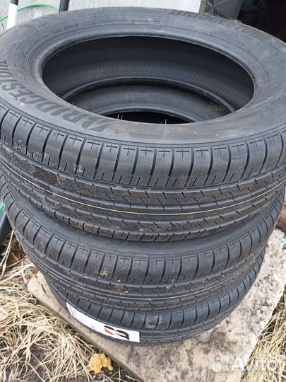 Bridgestone Alenza H/L 33 225/60 R18