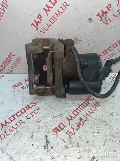 Суппорт тормозной задний правый Volkswagen Tiguan