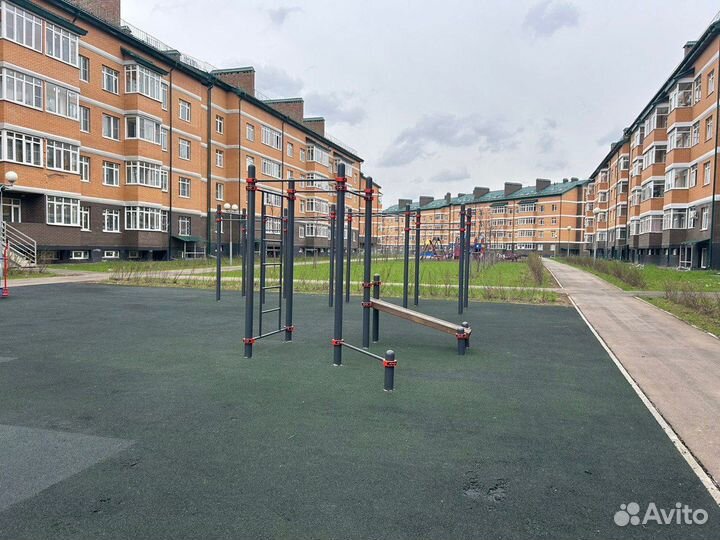 Комплекс турникоа со змейкой и шведской стенкой