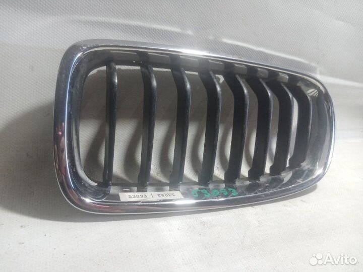 Решетка радиатора передняя левая Bmw 5 F10 2010