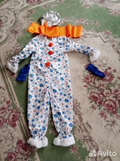 Новогодний костюм снеговика 128