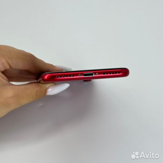 iPhone 8, 64 ГБ