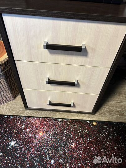 Компьютерный стол