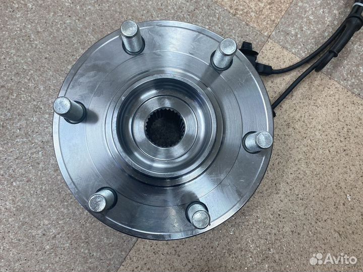 Ступица передняя infiniti QX56 c 2010 года