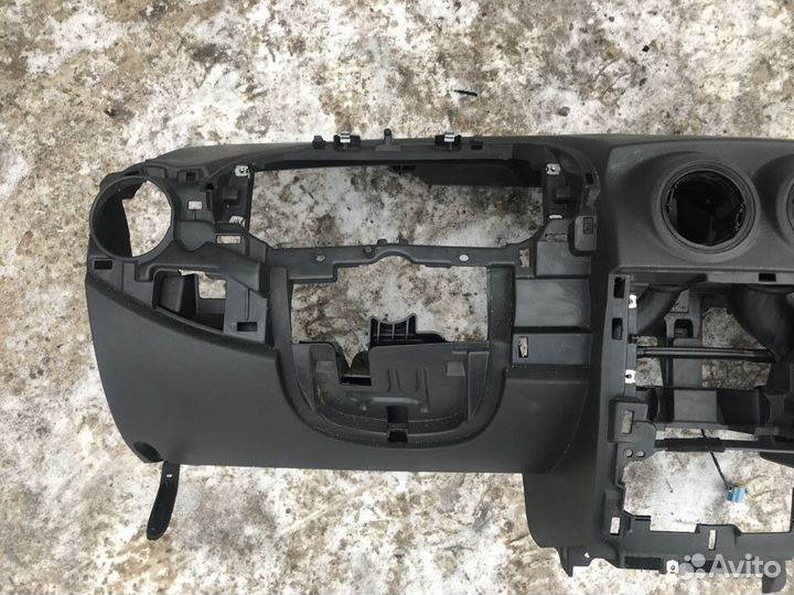 Торпедо Nissan Almera G15 под восстановление