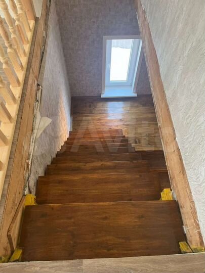 Дом 185 м² на участке 8,3 сот.