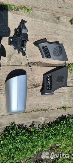 Запчасти на mercedes w210