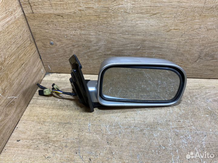 Зеркало правое Hyundai Santamo Арт. 7721509