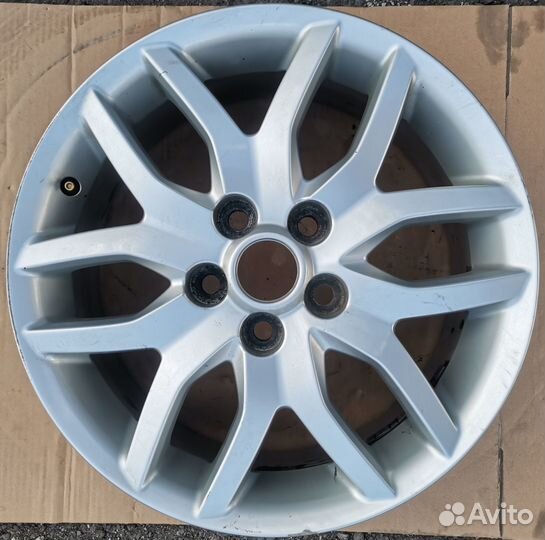 Диск литой R17 5x114.3 Toyota Auris Corolla