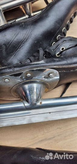 Коньки. Ретро