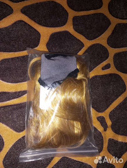 Светлый парик для косплея