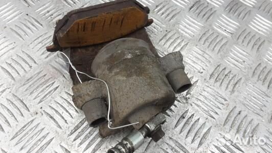 Суппорт тормозной передний правый volkswagen golf