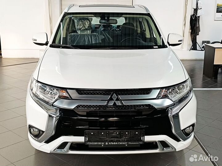 Mitsubishi Outlander 2.0 CVT, 2022