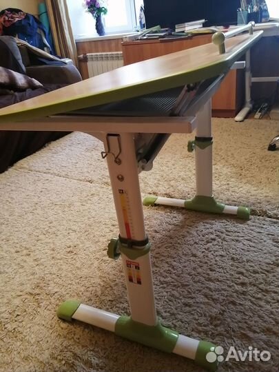 Продаю растущую парту-стол в идеальном состоянии