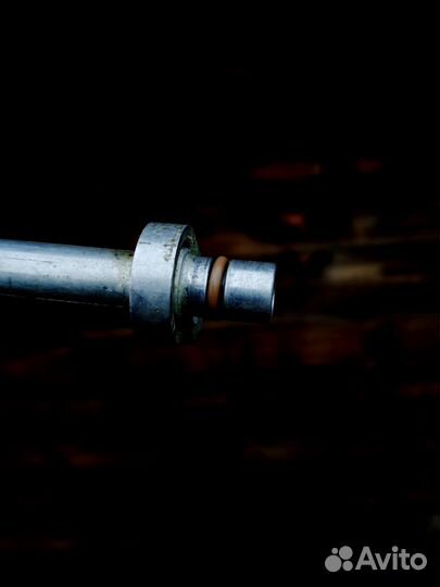 Трубка кондиционера Рено Логан/Ларгус