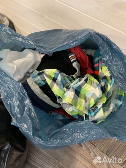 Отдам детские и взрослые вещи