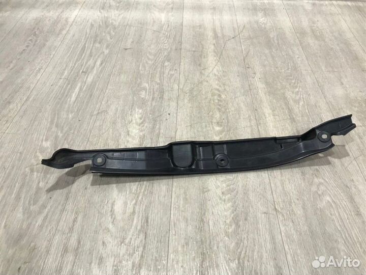 Пыльник крыла передний правый Hyundai Solaris 2