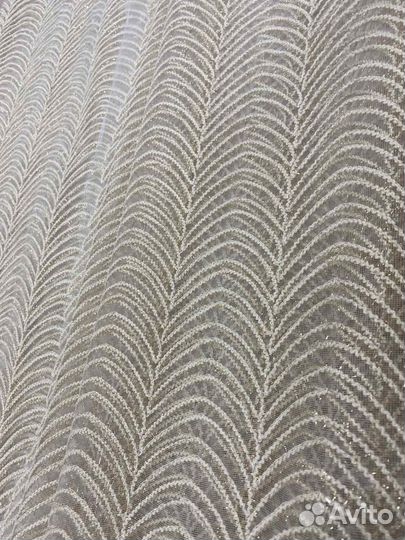 Отрезы тюлевой ткани