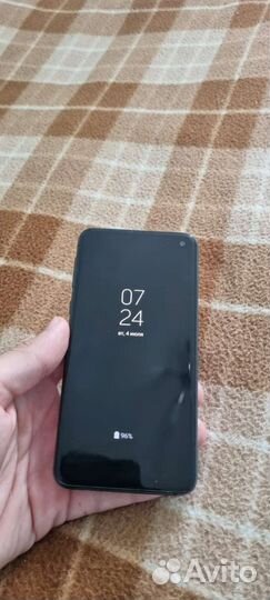 Samsung galaxy s10e