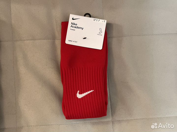 Продаются гетры Nike